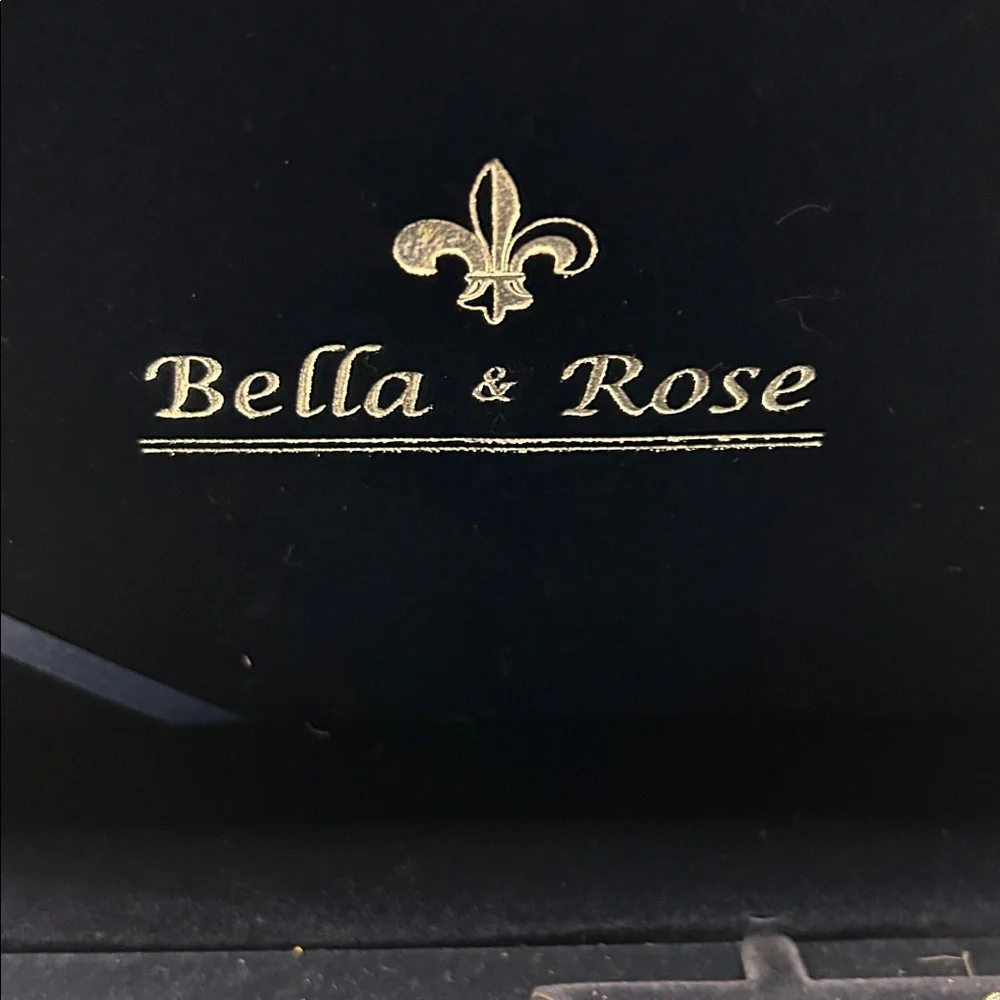 Bella & Rose Women's Watch Necklace and bracelet